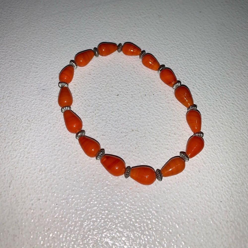 {Bracelet}